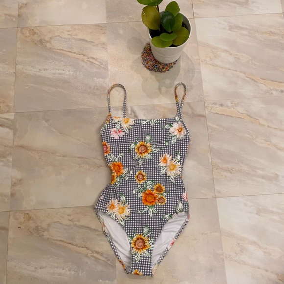 Other - BNWT✨KAIAMI Australia Swim - One Piece Gingham/Flower Print Swimsuit